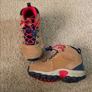 Columbia Boot 8t boys
